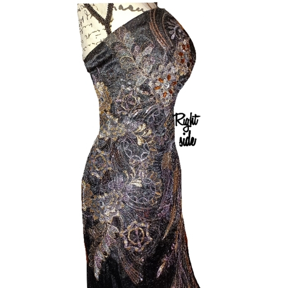 Mermaid style gown/dress by Eva - Picture 3 of 7